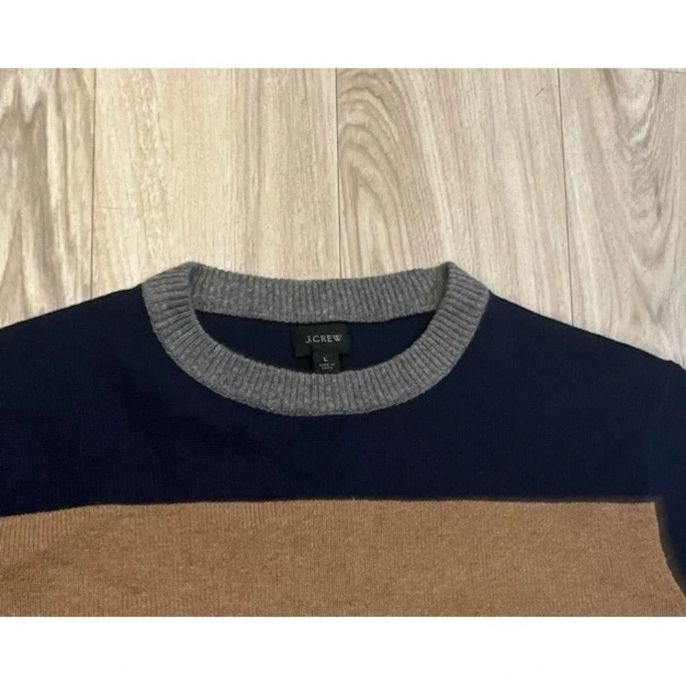 J Crew Sweater Mens 100% Wool Crewneck Tan/Blue/Silver Color-block EUC Large